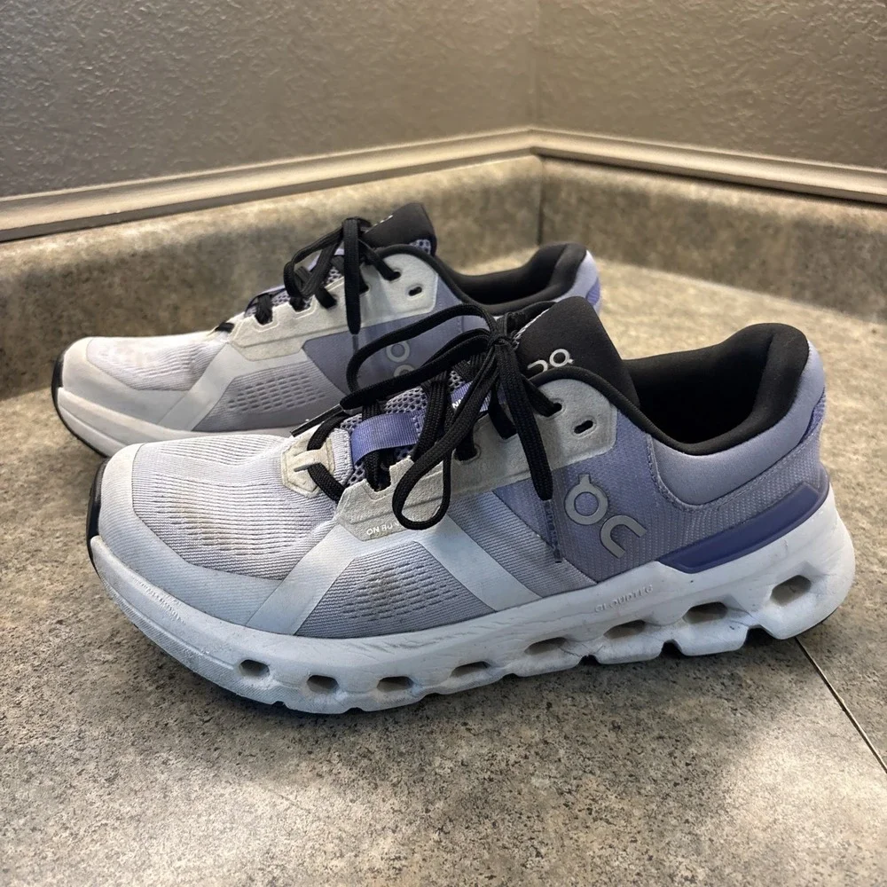 ON Cloudrunner 2 Nimbus Blue Women's Sz 8.5 Purple Very Good W/ Dirt Stains - Picture 1 of 12